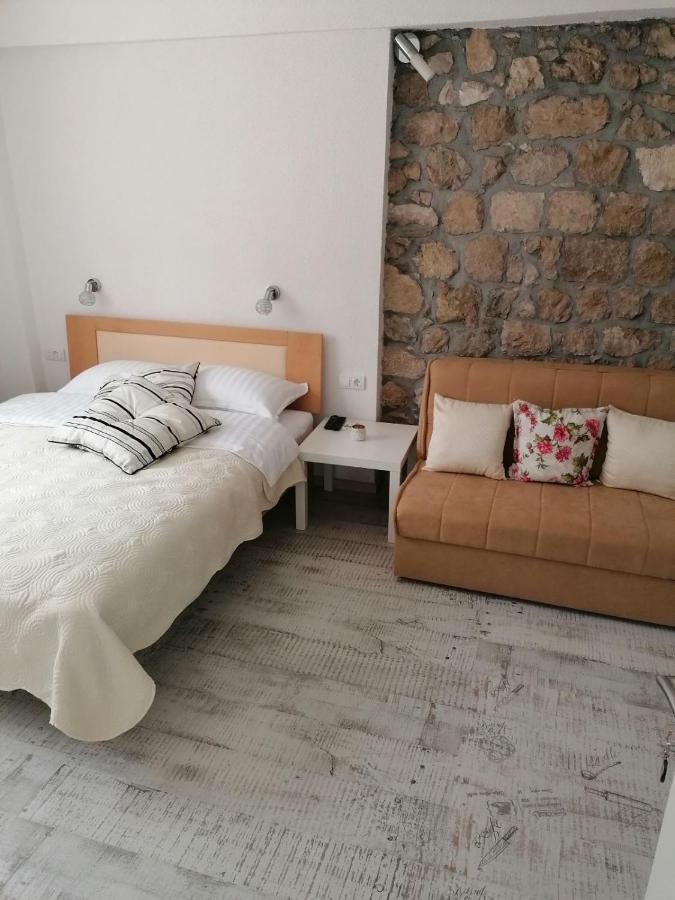 Vila Mira Trebinje Esterno foto